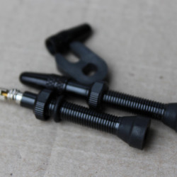 Set Valva tubeless FV 40mm Wake Pro - negru + cheie valva - Img 4