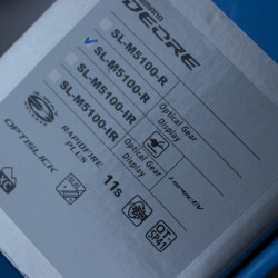 Shimano maneta dreapta cu colier Deore SL-M5100 Display 11vit.