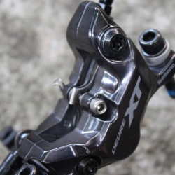 Shimano XT BR-M8120-B J-Kit set complet - 4 piston - Img 7