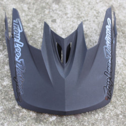 Troy Lee Design's D3 Mono Black visor - Img 3