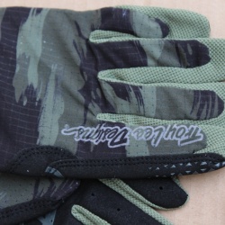 Troy Lee Designs Air Brushed Camo manusi MTB - Medium - Img 3