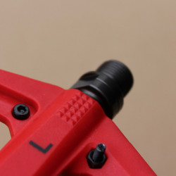 Meroca Slim - Nylon Flat Pedal - Rosu - Img 4