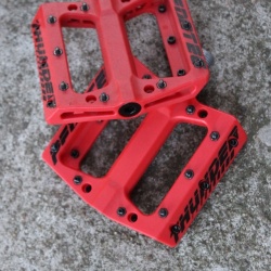 Pedotec Thunder 183 Nylon Flat Platform Pedal(rosu) - Img 3