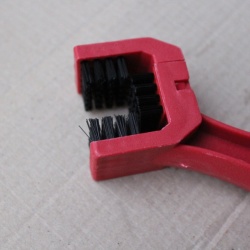 Perie Curatat Lant si Pinioane M-Wave ”Chain cog brush” rosu - Img 5