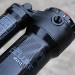 RockShox Super Deluxe Select R DebonAir 205x65mm Trunnion - Img 2