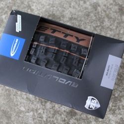 Schwalbe Big Betty Evo Super Gravity 27.5x2.40" Addix Soft E-50 - pliabil - Img 3
