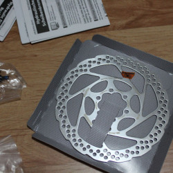 Shimano SM-RT56 Deore - 160mm disc rotor - Img 6