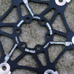 Snail Floating CNC 2-piece Disc Rotor - 203mm negru