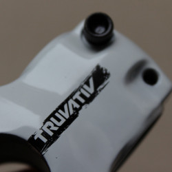 Truvativ Hussefelt pipa 0° 31,8mm 1 1/8" - Snow White - Img 7
