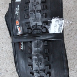 Maxxis Minion DHR II Folding Tire - 3C MaxxTerra | EXO+ TR | WT - 29x2.40" - Img 4