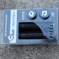 Odi Troy Lee Designs MTB Grip - negru/gri - Img 2