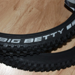 Schwalbe Big Betty E-50 Addix TwinSkin 27.5x2.40 - sarma - Img 3