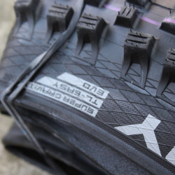 Schwalbe Magic Mary Evo 29x2.40 Addix Super Gravity DH TL-Easy U-Soft