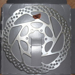 Shimano SM-RT56 Deore - 160mm disc rotor - Img 7