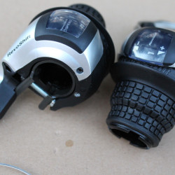Shimano TOURNEY SL-RS45 3x8-viteza Revoshift Set - Img 4