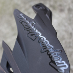 Troy Lee Design's D3 Mono Black visor - Img 5