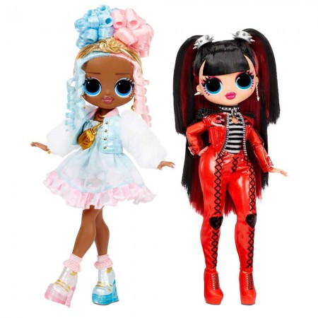 The LOL OMG dolls finally got me! I was exclusively Bratz and Rainbow high  until 2 weeks ago and now I have two of these cuties 😅. I love the  contrast in