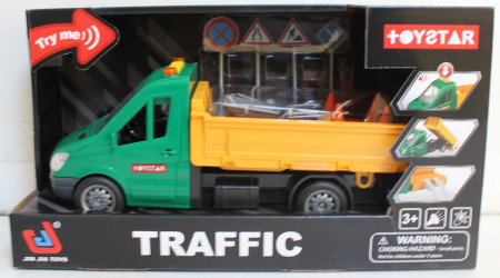 Kamion sa sobraćajnim znakovima ( 623733 T )