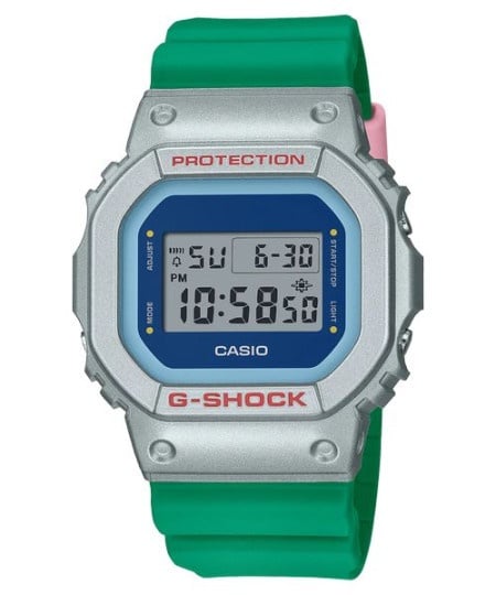 Casio g-shock muški sat ( DW-5600EU-8A3 )