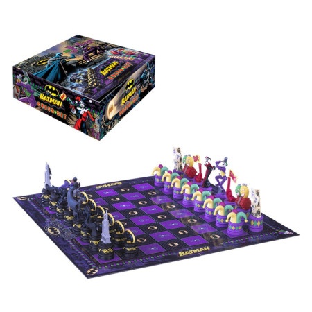 Noble Collection DC - Batman Chess Set ( 063884 ) -1