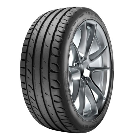 Taurus 225/40R18 92Y ALL SEASON ( 002638 )