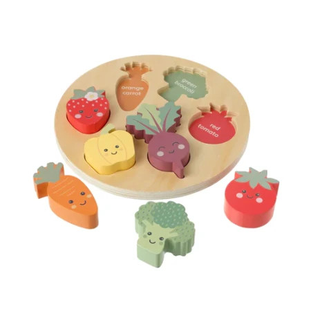 Orange Tree Toys Drvena umetaljka sa oblicima - povrće ( OTT06169 )