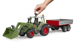 Bruder traktor fendt vario 211 sa prikolicom i utovarivačem ( 21825 ) - Img 4