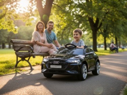 Dečiji auto na akumulator Audi E-tron Sportback - Crni