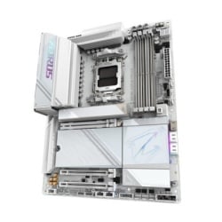 Gigabyte  X870E AORUS PRO ICE AM5, Chipset X870E matična ploča-4