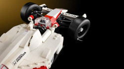 Lego McLaren MP4/4 i Ajrton Sena ( 10330 ) - Img 11