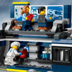 Lego Policijski kamion – mobilna kriminalistička laboratorija ( 60418 ) - Img 16