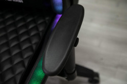 Trick Gejmerska stolica sa RGB osvetljenjem LED002 Crna - Img 4