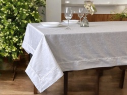 Stolnjak Granada Bela boja 160x300cm ( VLK000492-granadabelaboja )
