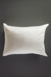 Jastucnica saten 50x70 pruga 10mm bela ( 229-pruga.bela 10mm )