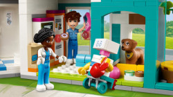 Lego Bolnica Medenog Grada ( 42621 ) - Img 11