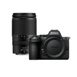 Nikon Z5II + 28-75 f/2.8 fotoaparat