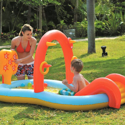 SunClub Vodena Igraonica - bazen na naduvavanje sa toboganom i prskalicom ( 26-319800 )