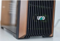 UGD COOPER37, ATX, providna stranica, ugradjena 4xRGB kulera, Crno/braon,Midi Tower Kuciste
