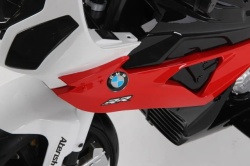 Dečiji motor na akumulator - BMW S 1000 RR Crveni Licencirani - Img 4