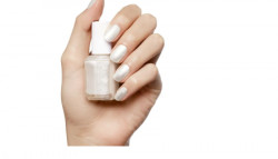 Essie lak za nokte 4 pearly white ( 1100018197 )