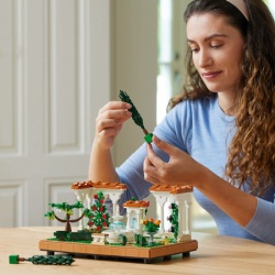 Lego Bašta sa fontanom ( 10359 )-6