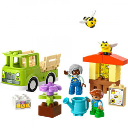 Lego duplo town caring for bees and beehives ( LE10419 )