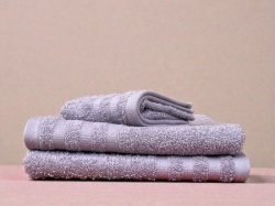 Premium Peskir 30×50 cm Dupli Štep, 100% Pamuk Vestio Ljubičasta boja ( VLK000110-ljub.bojavestio )