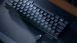 Razer Huntsman Mini 60% Opto-Gaming Keyboard (Linear Red Switch) - FRML ( 039585 )  - Img 2