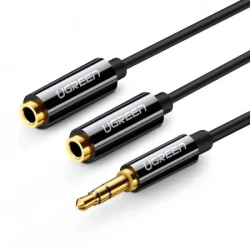 Ugreen AV134 25cm crni Kabl AUX M na 2xAUX F 3.5mm