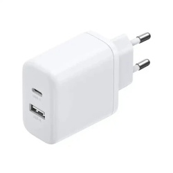 Ugreen x227 20w gan zidni punjač 1x usb-a + 1x usb-c – beli ( 45310 )