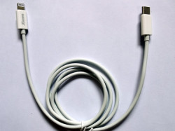 Xwave Kabl TIP-C-muški - LIGHTNING(za iPHONE -muški)/dužina 2m/3A/Aluminium /beli pvc ( TIP-C za iPhone 2m 3A Al white pvc ) - Img 1