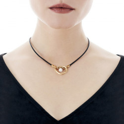 Ženska majorica amour crna kožna gold Čelična ogrlica sa bisernim privezkom 8 mm ( 16163.01.0 000.010.1 ) - Img 3