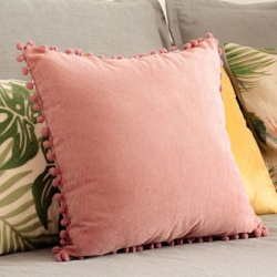 Dekordom dekorativna jastučnica eslov 45x45cm - pink - hml ( 040505 )-1