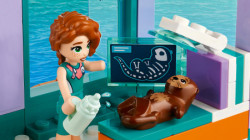Lego Centar za spasavanje na moru ( 41736 ) - Img 9